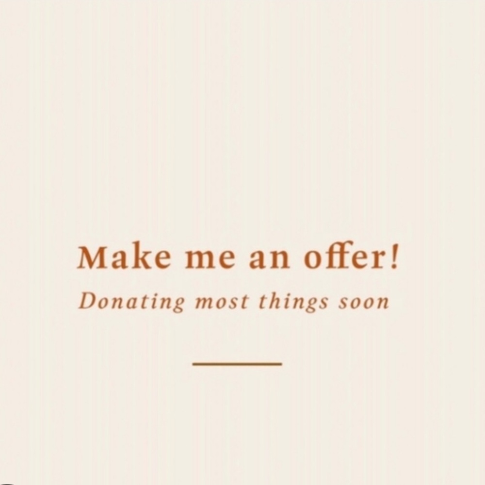 Donating most of my closet in a few weeks so send bundle offers!